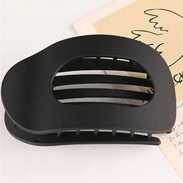 Casual Versatile Solid Colour Lay Flat Hair Clip - Image 7